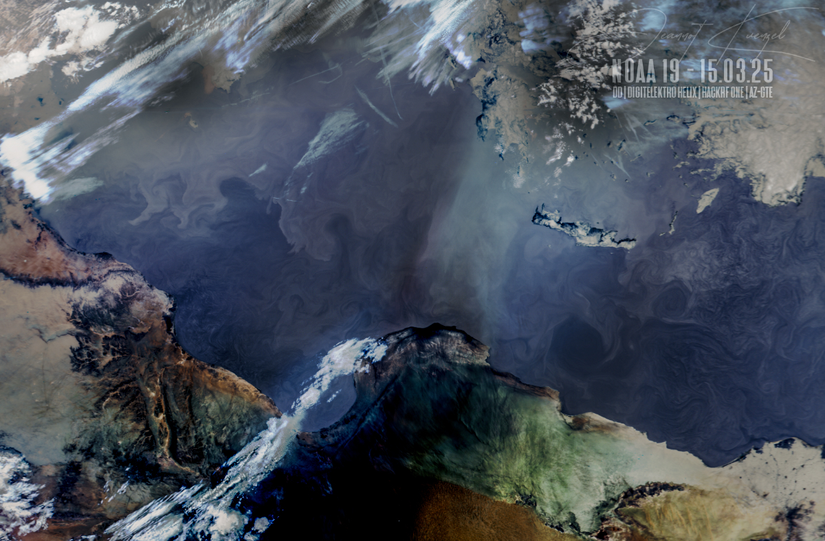 3.25 NOAA19 avhrr 3 AVHRR 3b45 IR False Color DETAIL